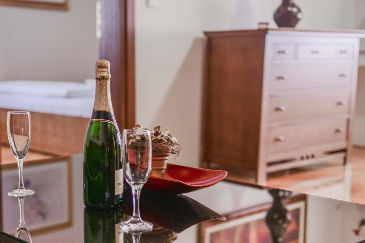 Hotel Pahuljica ヴラシチ エクステリア 写真