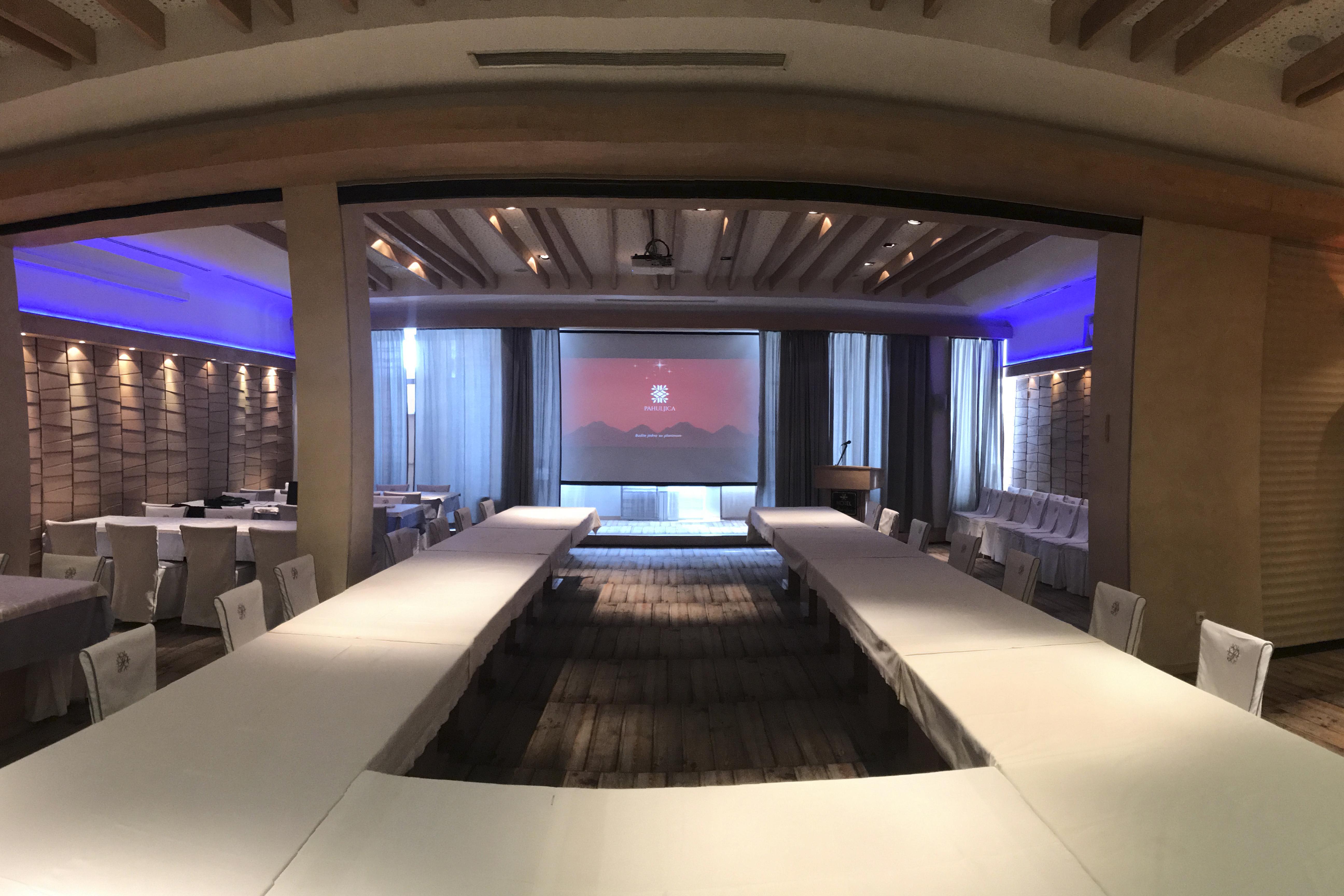 Hotel Pahuljica ヴラシチ エクステリア 写真