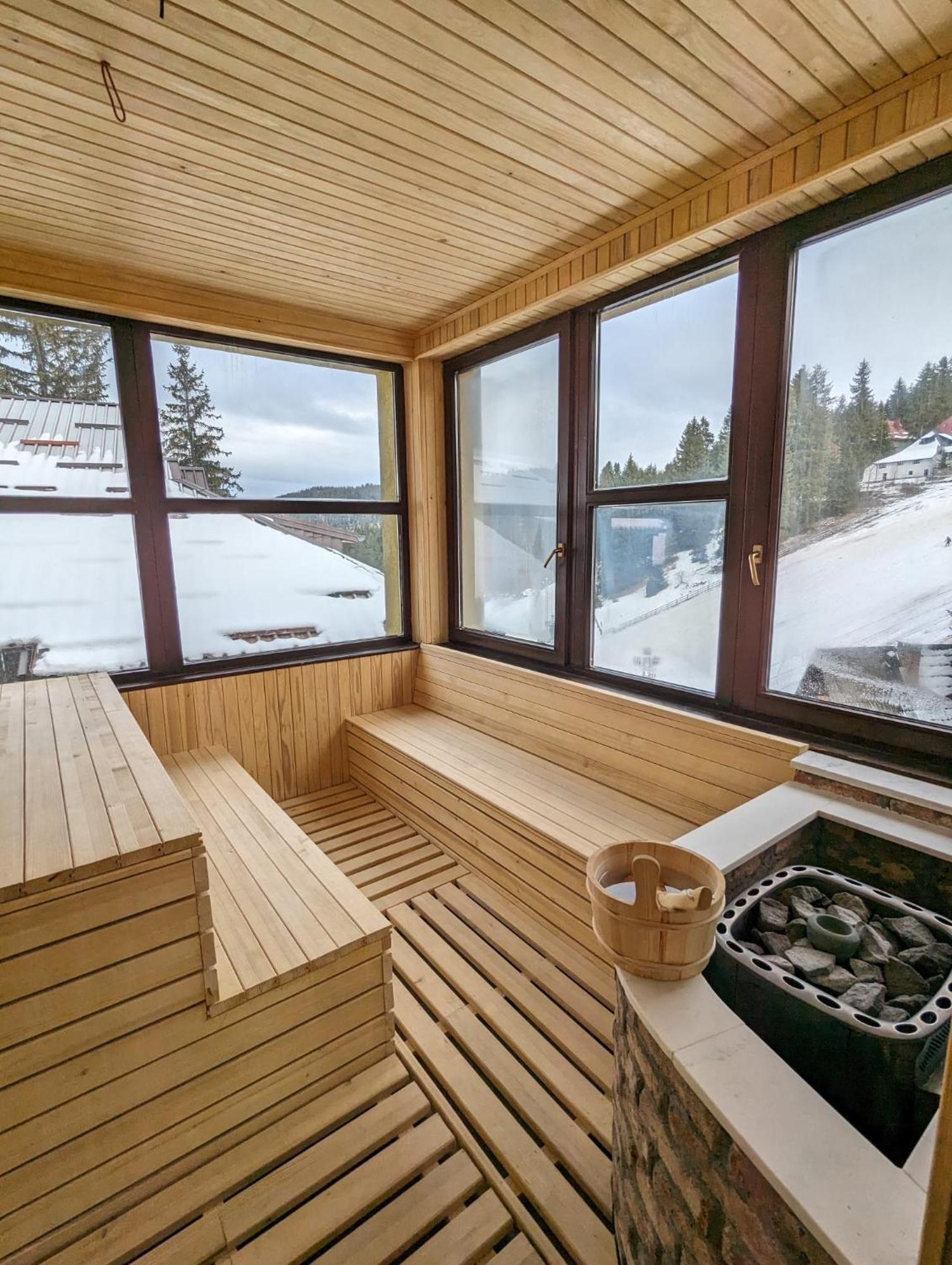 Hotel Pahuljica ヴラシチ エクステリア 写真